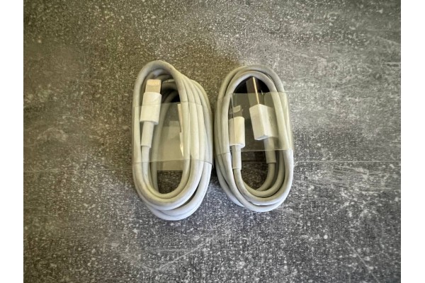 iPhone / iPad Lightning USB Charging Cable iPhone / iPad Lightning USB Charging Cable