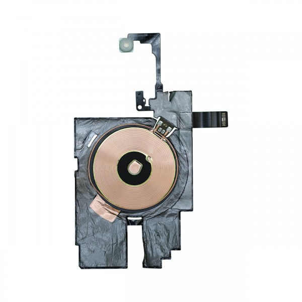 iPhone 16 Pro Wireless NFC Charging Flashlight Flex (Pulled)