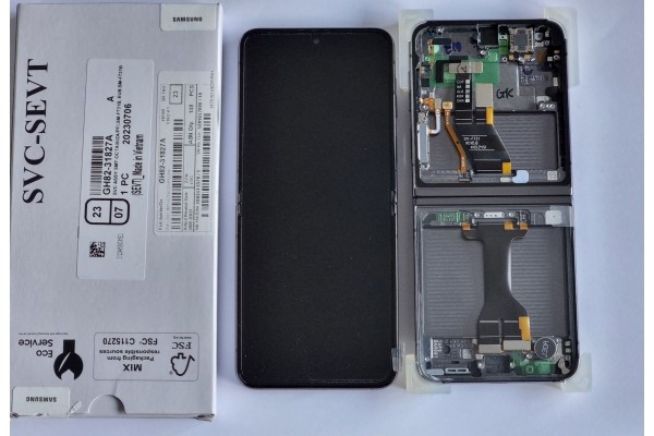 Samsung Galaxy Z Flip5 5G SM-F731 Inner Big Display Samsung Galaxy Z Flip5 5G SM-F731 Inner Big Display