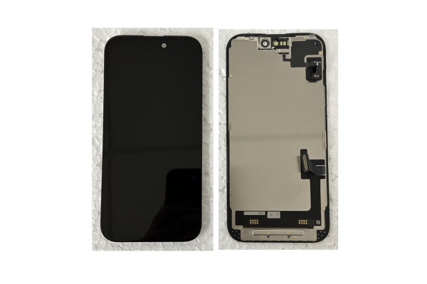 iPhone 15 Display
