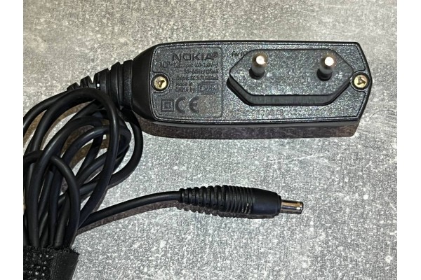 Nokia Charger Thick Plug