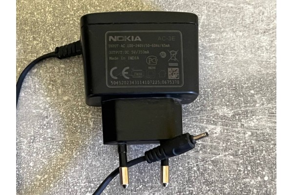 Nokia Charger Thin Plug Nokia Charger Thin Plug