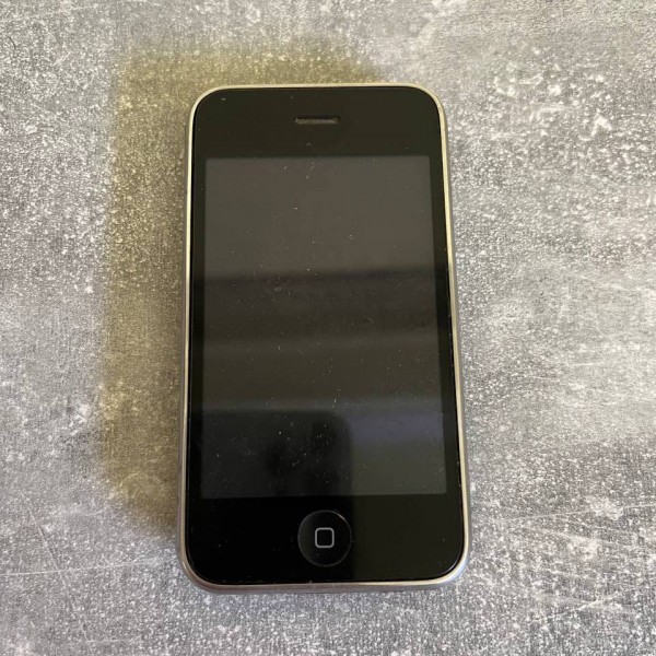 iPhone 3GS 2 Phone iPhone 3GS 2 Phone