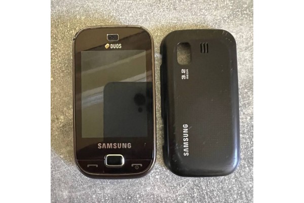 Samsung GT-B5722 Phone