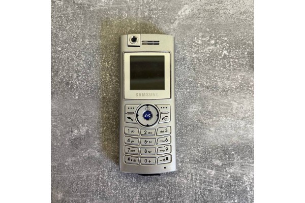Samsung SGH-X610 Phone Samsung SGH-X610 Phone