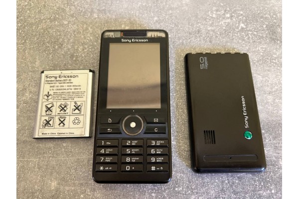 Sony Ericsson G900 Phone